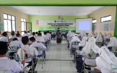 Dinkes Provinsi Jawa Barat Berikan Pelatihan Santri Husada di At-Tawazun